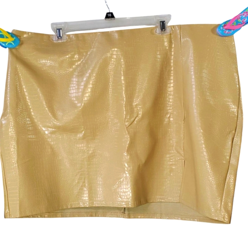 Fashion Nova Yellow Mini Pencil Skirt Size 3XL